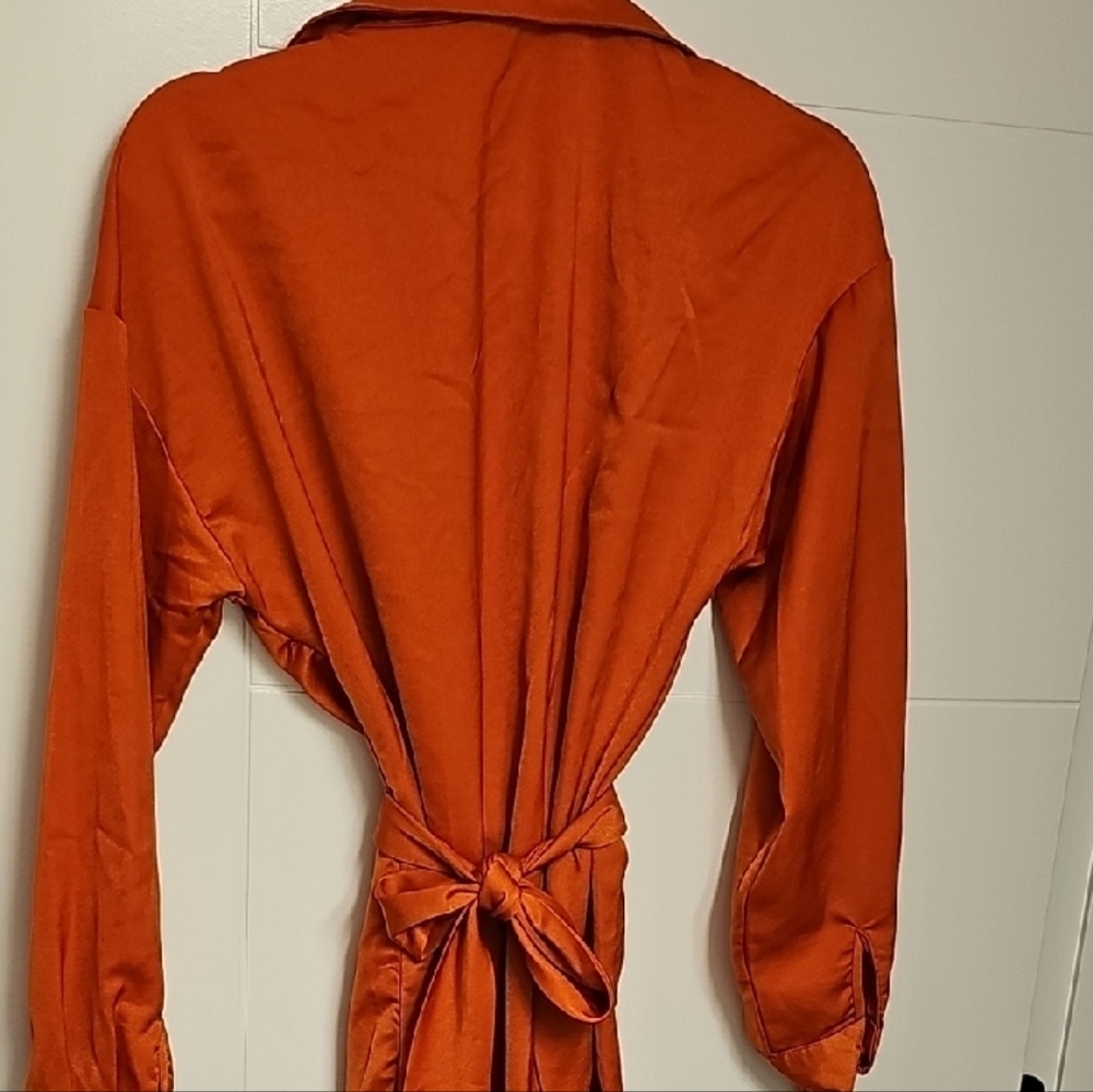 Elegant Orange Wrap Mini Dress - Picture 3 of 4
